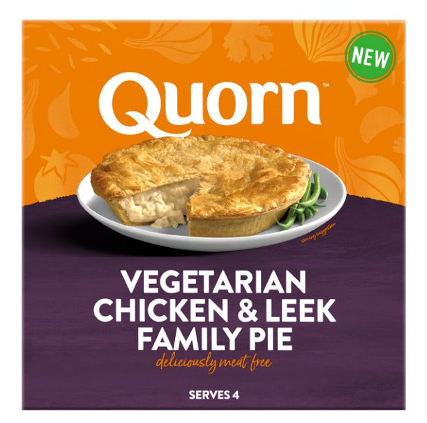 QUORN Meat Free Vegetarian Chicken & Leek Family Pie, 680g - Vegan