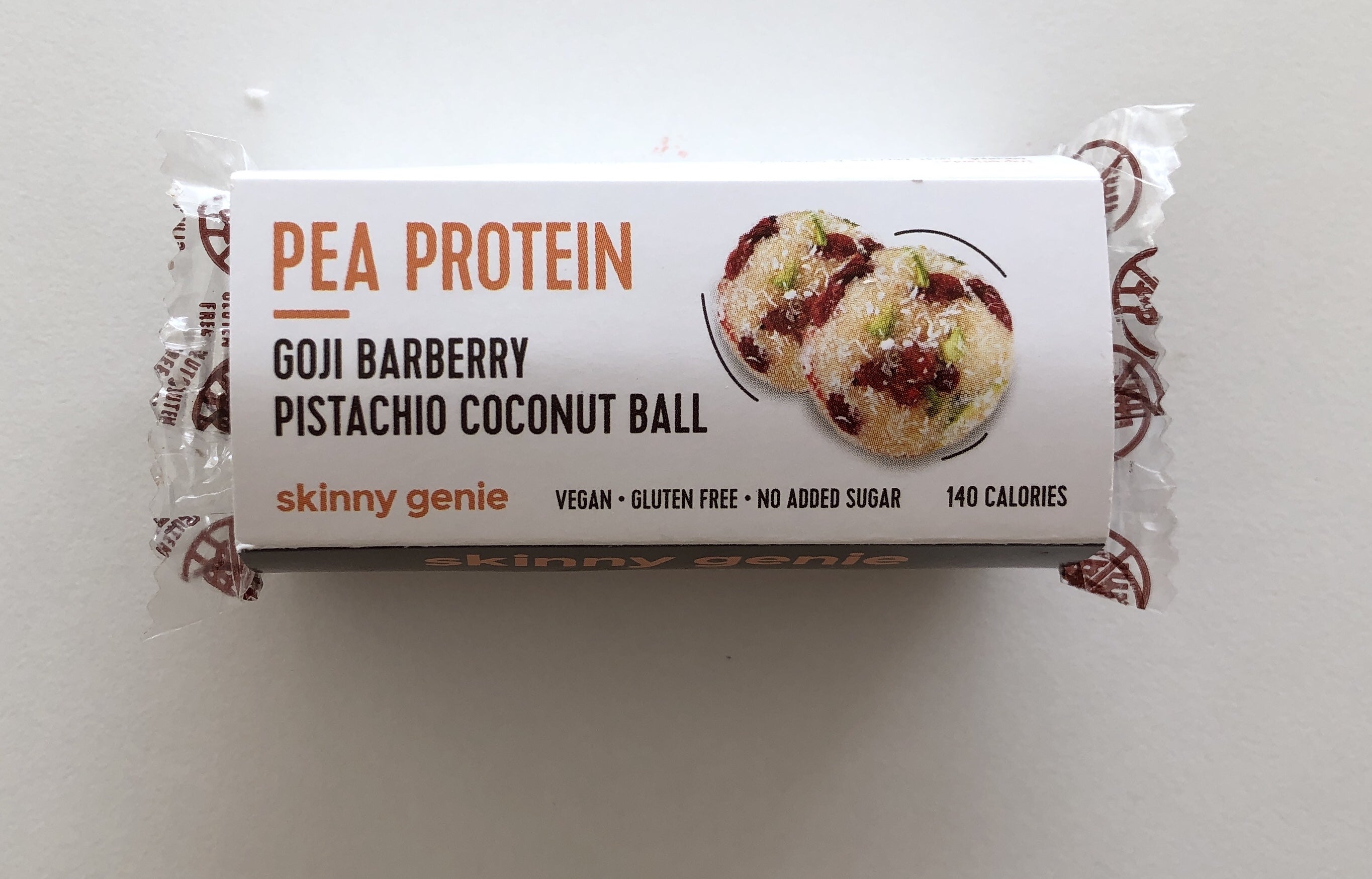 SKINNY GENIE Pea Protein Goji Barberry Pistachio Coconut Protein Ball, 40g, Vegan, Gluten-Free